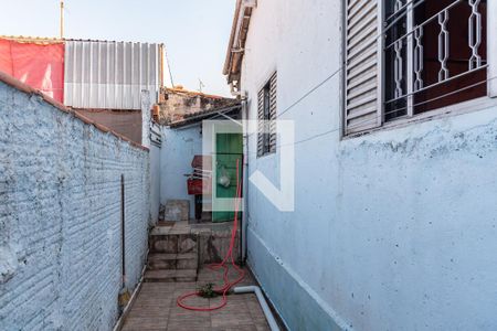 Casa à venda com 128m², 2 quartos e 2 vagasQuintal