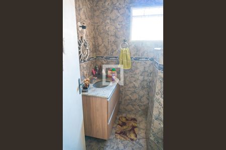 Casa à venda com 242m², 3 quartos e 3 vagasBanheiro Social