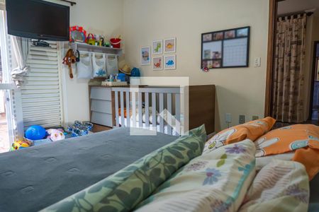 Casa à venda com 242m², 3 quartos e 3 vagasQuarto 2