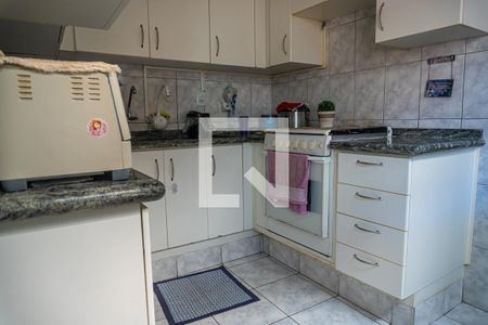 Casa à venda com 242m², 3 quartos e 3 vagasCozinha