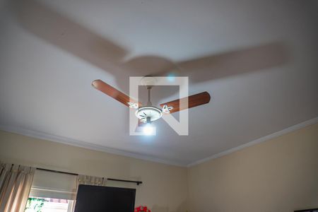 Casa à venda com 242m², 3 quartos e 3 vagasQuarto 2