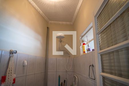 Casa à venda com 242m², 3 quartos e 3 vagasBanheiro de Serviço