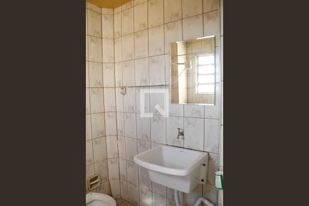 Studio para alugar com 28m², 1 quarto e sem vaga Studio para alugar com 28m², 1 quarto e sem vagaBanheiro