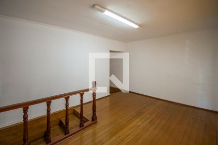 Sala de TV de casa à venda com 3 quartos, 187m² em Bosque, Campinas