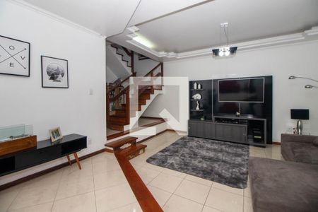 Sala de casa à venda com 4 quartos, 300m² em Jardim Itu Sabará, Porto Alegre