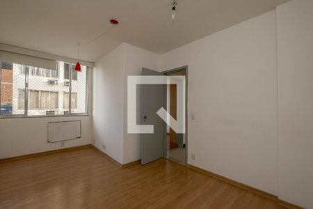 Apartamento para alugar com 80m², 2 quartos e 2 vagas Apartamento para alugar com 80m², 2 quartos e 2 vagasQuarto Suíte