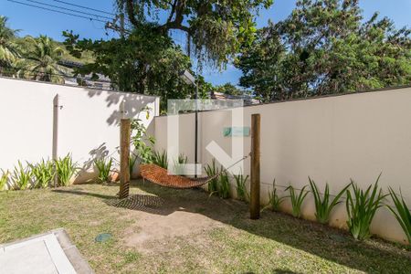 Apartamento à venda com 47m², 2 quartos e sem vagaÁrea comum