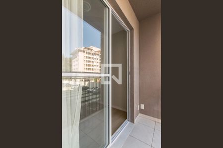 Apartamento à venda com 47m², 2 quartos e sem vagavaranda