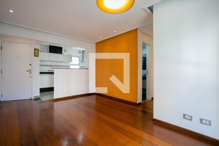 Sala de apartamento para alugar com 3 quartos, 77m² em Santa Teresinha, São Paulo