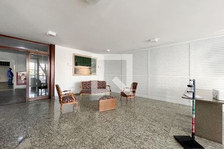 Apartamento à venda com 68m², 2 quartos e 1 vagaHall de entrada