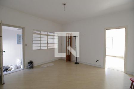 Sala de casa à venda com 2 quartos, 256m² em Cidade Mãe do Céu, São Paulo