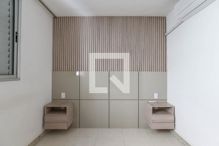 Apartamento à venda com 77m², 3 quartos e 2 vagasSuíte