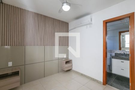 Apartamento à venda com 77m², 3 quartos e 2 vagasSuíte