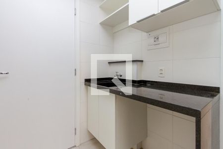 Sala/Cozinha de kitnet/studio à venda com 1 quarto, 30m² em Jardim Caravelas, São Paulo