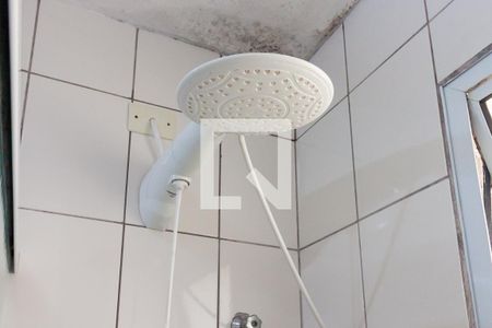 Casa de condomínio à venda com 110m², 3 quartos e 2 vagas Casa de condomínio à venda com 110m², 3 quartos e 2 vagasChuveiro