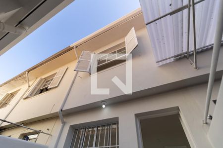 Casa para alugar com 105m², 3 quartos e 1 vaga Casa para alugar com 105m², 3 quartos e 1 vagaQuintal