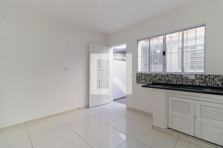 Casa para alugar com 105m², 3 quartos e 1 vaga Casa para alugar com 105m², 3 quartos e 1 vagaCozinha