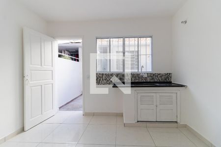 Casa para alugar com 105m², 3 quartos e 1 vaga Casa para alugar com 105m², 3 quartos e 1 vagaCozinha