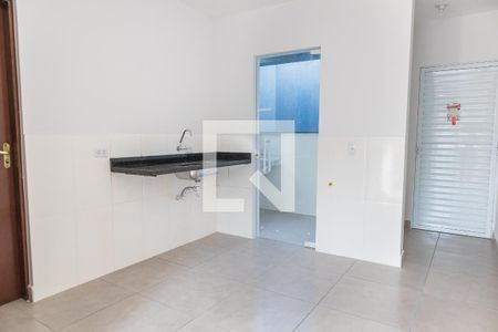 Cozinha de apartamento para alugar com 1 quarto, 40m² em Vila Guilherme, São Paulo