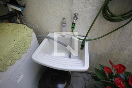 Casa à venda com 110m², 3 quartos e sem vagaÁrea de Serviço