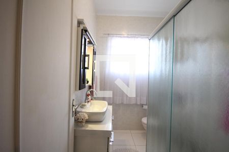 Casa à venda com 110m², 3 quartos e sem vagaBanheiro