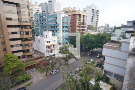 Sala vista  de apartamento para alugar com 3 quartos, 229m² em Auxiliadora, Porto Alegre