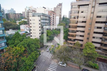 Sala vista  de apartamento para alugar com 3 quartos, 229m² em Auxiliadora, Porto Alegre