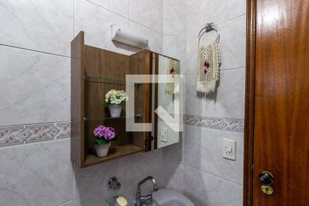 Apartamento para alugar com 80m², 2 quartos e 1 vagaDetalhe do banheiro