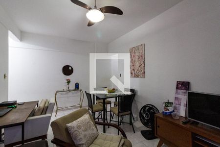 Sala de apartamento para alugar com 2 quartos, 80m² em Caiçara, Praia Grande