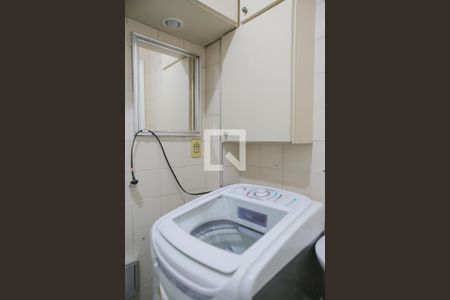 Banheiro de kitnet/studio para alugar com 1 quarto, 30m² em José Menino, Santos