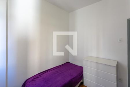 Quarto 2 de apartamento para alugar com 2 quartos, 75m² em Carmo, Belo Horizonte