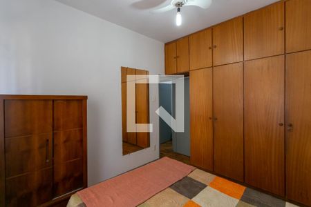 Quarto 1 de apartamento para alugar com 2 quartos, 75m² em Carmo, Belo Horizonte