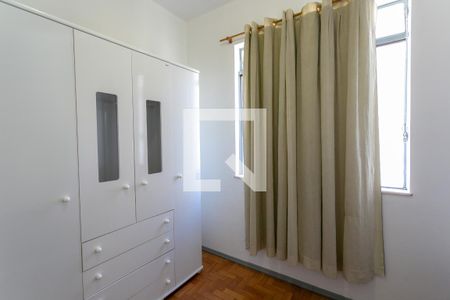 Quarto 2 de apartamento para alugar com 2 quartos, 75m² em Carmo, Belo Horizonte