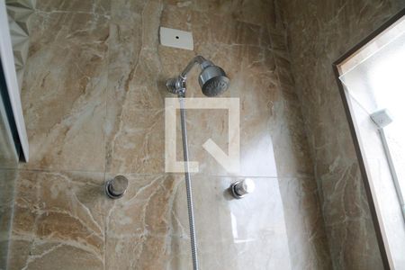 Casa à venda com 266m², 3 quartos e 4 vagas Casa à venda com 266m², 3 quartos e 4 vagasBanheiro da Suíte 2