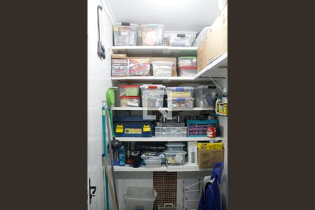 Casa à venda com 266m², 3 quartos e 4 vagas Casa à venda com 266m², 3 quartos e 4 vagasDespensa