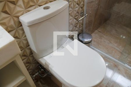 Casa à venda com 266m², 3 quartos e 4 vagas Casa à venda com 266m², 3 quartos e 4 vagasBanheiro da Suíte 2