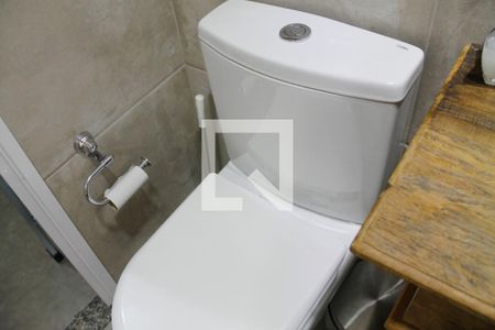 Casa à venda com 266m², 3 quartos e 4 vagas Casa à venda com 266m², 3 quartos e 4 vagasBanheiro Social