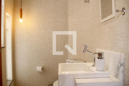 Casa à venda com 266m², 3 quartos e 4 vagas Casa à venda com 266m², 3 quartos e 4 vagasBanheiro