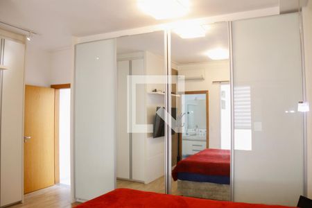 Suíte de casa à venda com 3 quartos, 266m² em Osvaldo Cruz, São Caetano do Sul