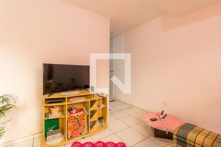 Sala de casa para alugar com 2 quartos, 67m² em Jundiapeba, Mogi das Cruzes