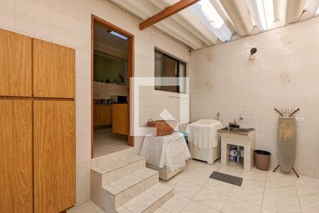 Casa à venda com 193m², 3 quartos e 4 vagas Casa à venda com 193m², 3 quartos e 4 vagasÁrea de serviço