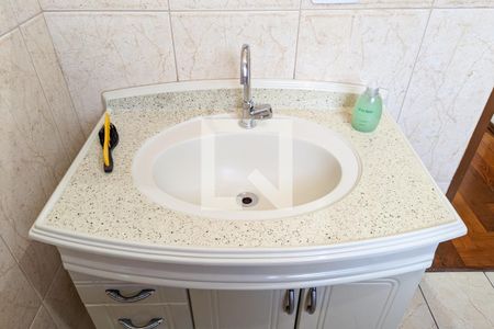 Casa à venda com 193m², 3 quartos e 4 vagas Casa à venda com 193m², 3 quartos e 4 vagasBanheiro