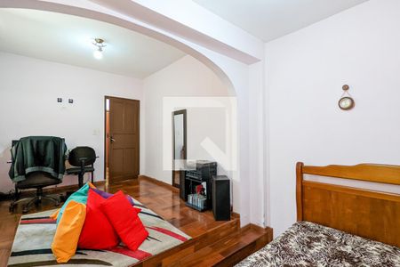 Casa à venda com 193m², 3 quartos e 4 vagas Casa à venda com 193m², 3 quartos e 4 vagasQuarto 2