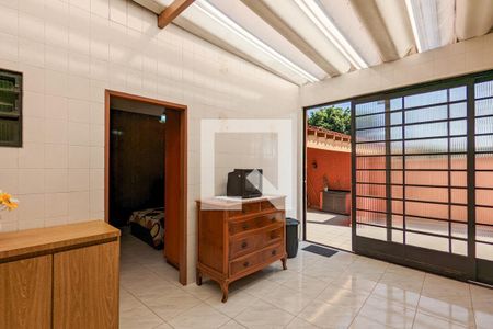 Casa à venda com 193m², 3 quartos e 4 vagas Casa à venda com 193m², 3 quartos e 4 vagasÁrea de serviço