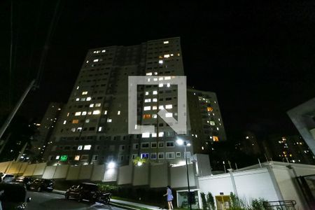 Apartamento para alugar com 44m², 2 quartos e 1 vaga Apartamento para alugar com 44m², 2 quartos e 1 vagaFachada