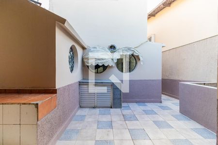 Casa para alugar com 260m², 3 quartos e 2 vagasQuintal