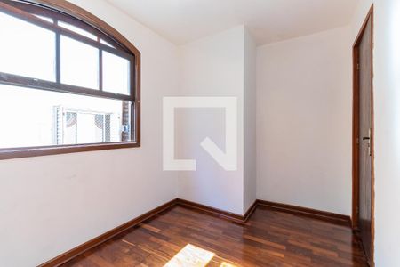 Casa para alugar com 260m², 3 quartos e 2 vagasQuarto 2