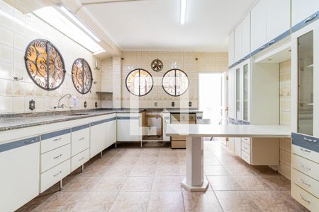 Casa para alugar com 260m², 3 quartos e 2 vagasCozinha