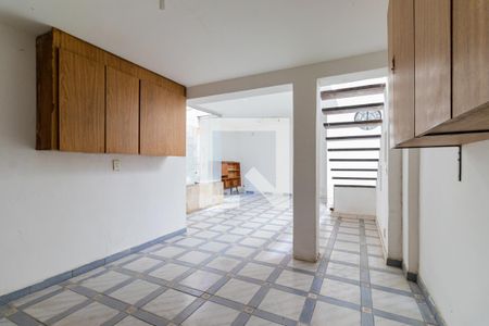 Casa para alugar com 260m², 3 quartos e 2 vagasSalão