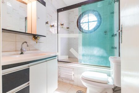 Casa para alugar com 260m², 3 quartos e 2 vagasBanheiro da Suíte